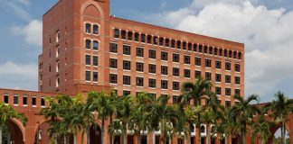 Investors Await Details on New Govt Policies amid ‘Triple Whammy’ Concerns