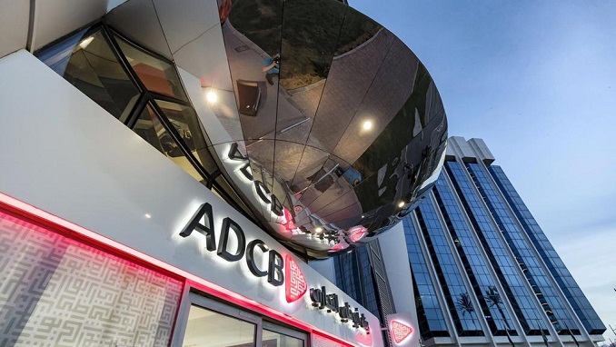 04-adcb