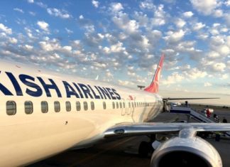 Turkish Airlines Said to Weigh Global Sukuk, Bond Sale
